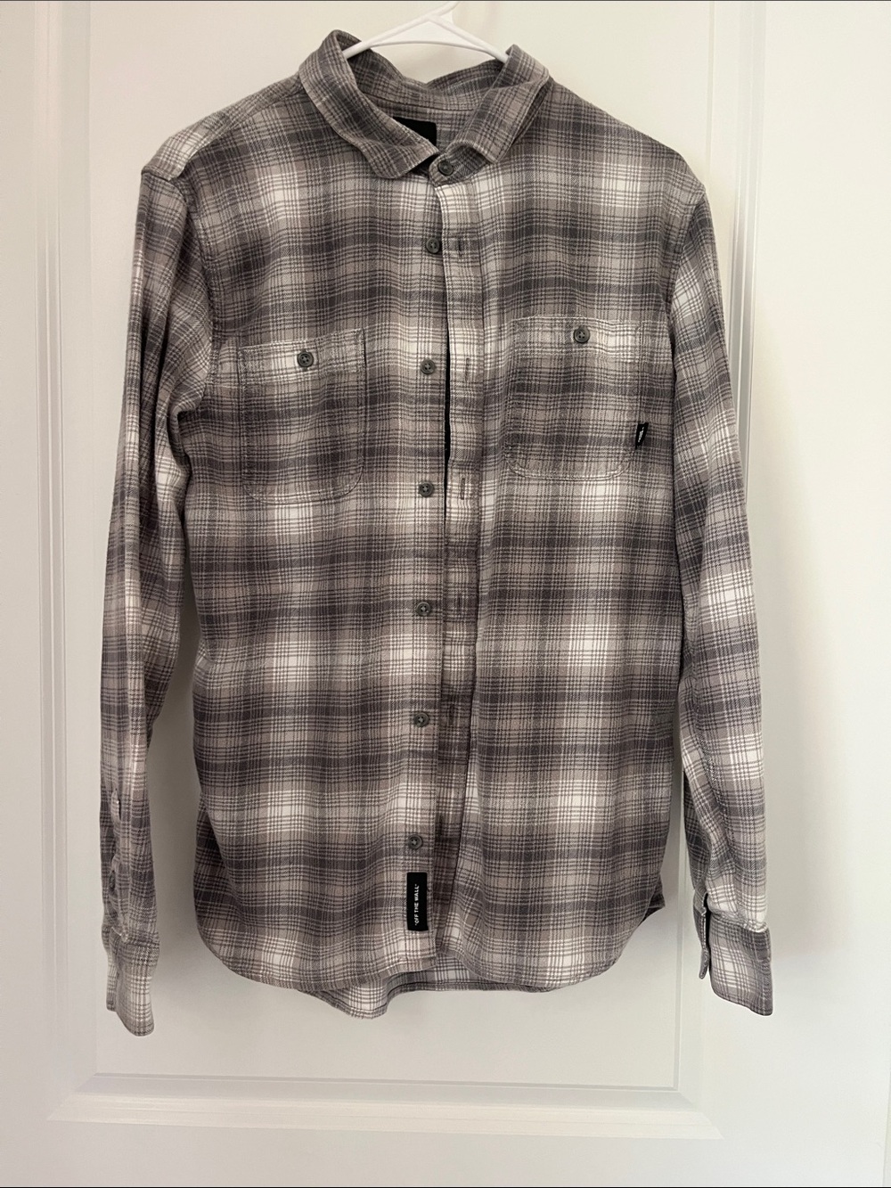 Vans Men's Gray Plaid Long-Sleeve Button-Down Shirt